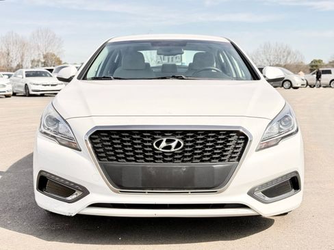 Used 2016 Hyundai Sonata SE image 4