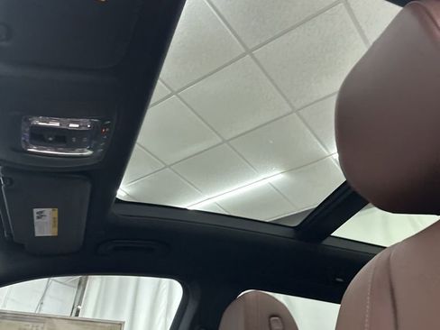 Used 2026 Mercedes-Benz GLS 450 4MATIC image 21