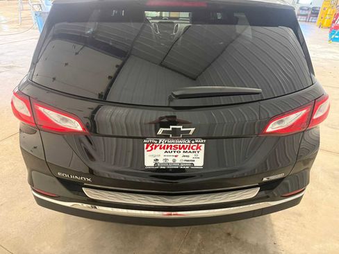 Used 2018 Chevrolet Equinox Premier FWD image 16