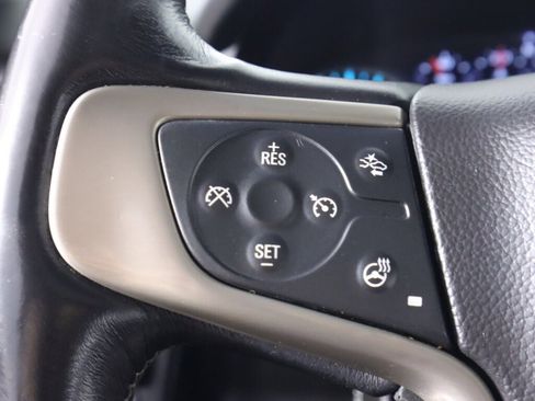 Used 2018 GMC Yukon XL Denali w/ Denali Ultimate Package AWD/4WD image 15