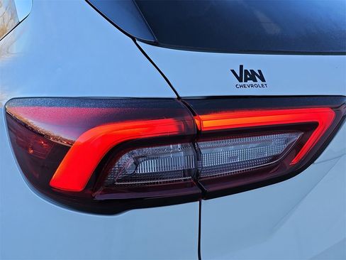 Used 2023 Ford Escape SE image 35