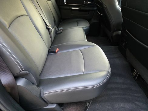 Used 2017 RAM 1500 Laramie w/ Convenience Group AWD/4WD image 25