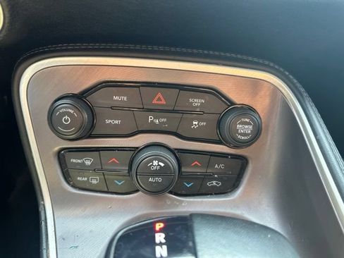 Used 2022 Dodge Challenger GT RWD image 18