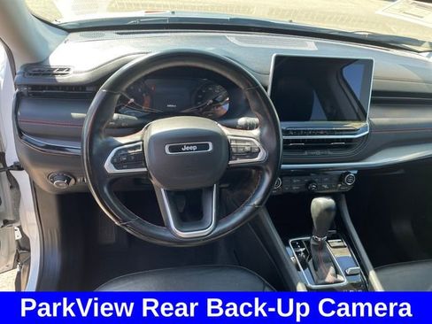 Used 2022 Jeep Compass Trailhawk w/ Sun and Sound Group AWD/4WD image 13