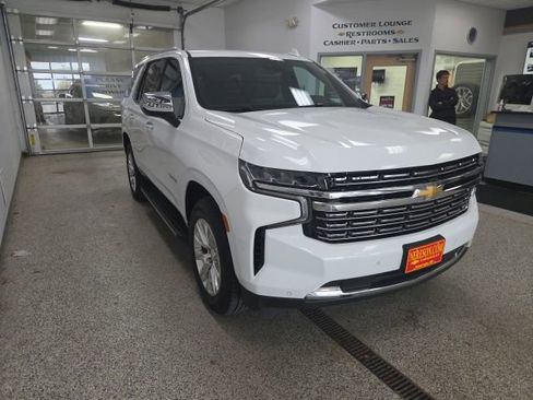 Used 2024 Chevrolet Tahoe Premier AWD/4WD image 6