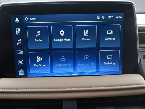 Used 2023 Chevrolet Tahoe Premier w/ Premium Package AWD/4WD image 11