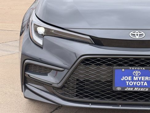 Used 2025 Toyota Corolla SE FWD image 5
