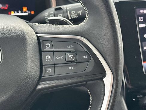 Used 2023 Jeep Grand Cherokee L Laredo w/ Luxury Tech Group I AWD/4WD image 22