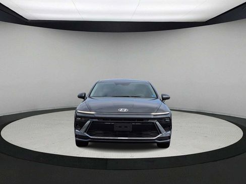 Used 2025 Hyundai Sonata SEL FWD image 3
