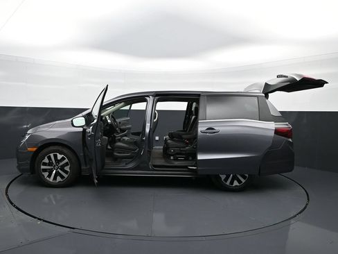 Used 2026 Honda Odyssey EX-L image 44