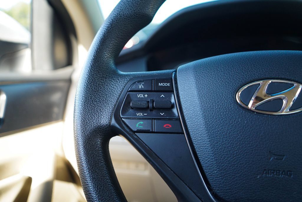 Used 2017 Hyundai Sonata Sport FWD image 30