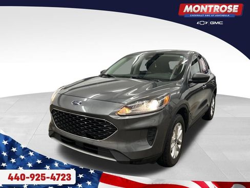 Used 2022 Ford Escape SE w/ Cold Weather Package AWD/4WD image 1