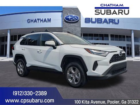 Used 2022 Toyota RAV4 XLE AWD/4WD image 1