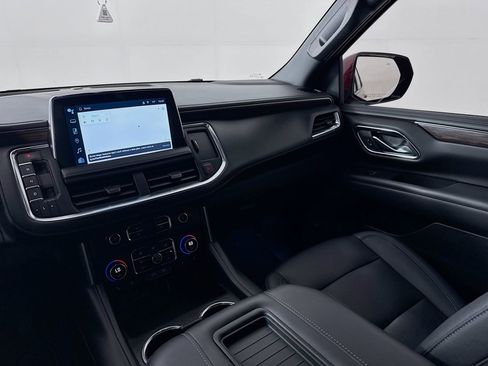 Used 2022 Chevrolet Tahoe Z71 w/ Z71 Off-Road Package image 24