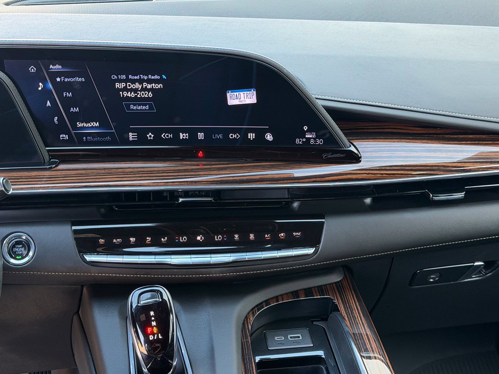 Used 2023 Cadillac Escalade Sport Platinum w/ LPO, ONYX Package AWD/4WD image 27