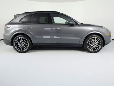 Certified 2023 Porsche Cayenne image 11