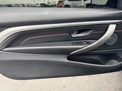 Used 2019 BMW 440i Coupe w/ Convenience Package image 16