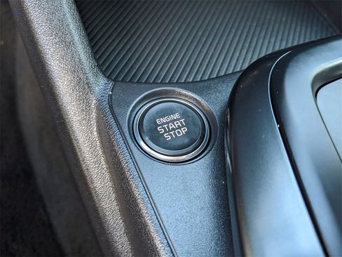 Certified 2025 Kia K4 LX image 31