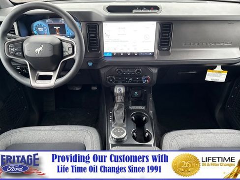 New 2025 Ford Bronco 4-Door image 13