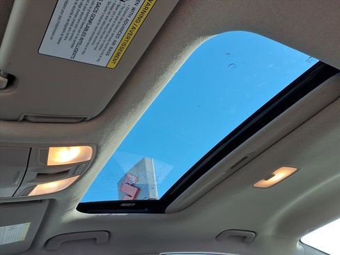 Used 2020 Hyundai Elantra Value Edition image 17