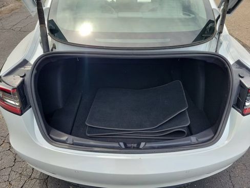 Used 2022 Tesla Model 3 Long Range AWD/4WD image 26