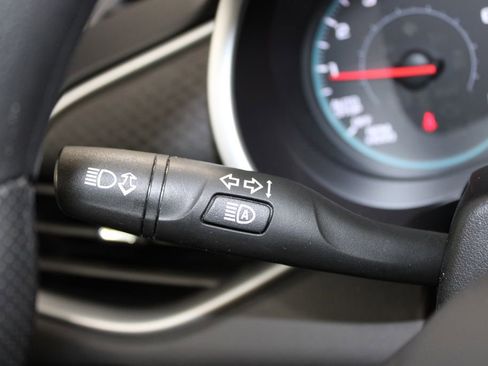Used 2023 Chevrolet Malibu LT image 34