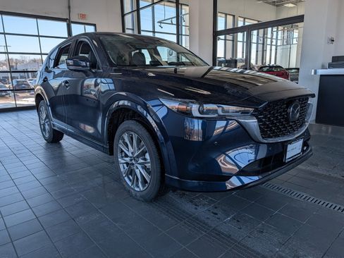 New 2025 MAZDA CX-5 AWD 2.5 S w/ Premium Plus Pkg image 1