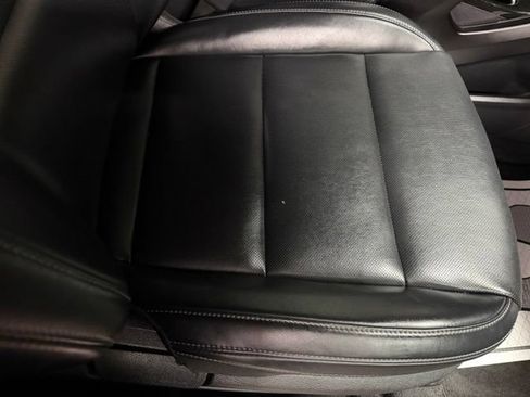 Used 2025 Kia Telluride S FWD image 33