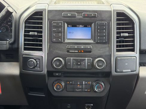 Used 2018 Ford F150 XLT AWD/4WD image 25