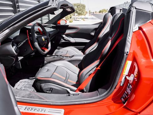 Used 2025 Ferrari SF90 Spider AWD/4WD image 39