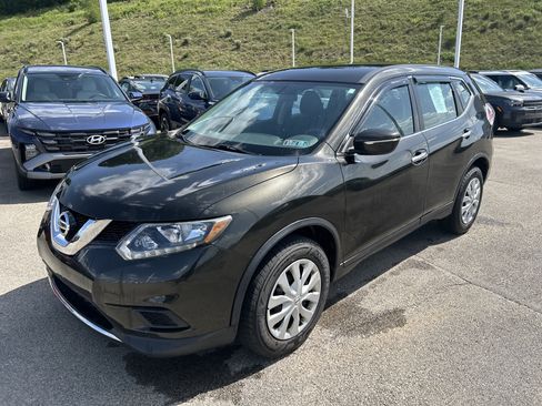 Used 2014 Nissan Rogue S AWD/4WD image 10