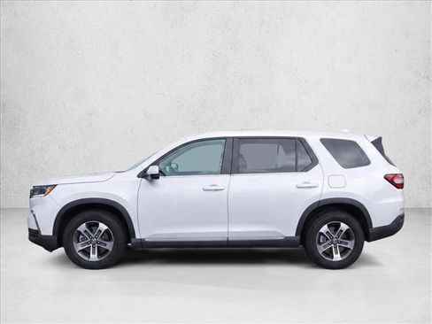 Certified 2025 Honda Pilot EX-L image 4