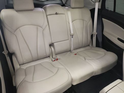 Used 2020 Buick Envision Essence w/ Experience Buick Package FWD image 10