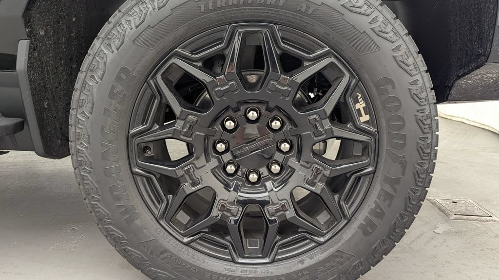Used 2026 GMC Hummer EV 4x4 Crew Cab image 32