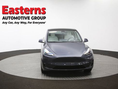 Used 2023 Tesla Model Y Long Range AWD/4WD image 48