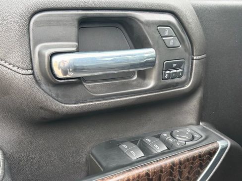 Used 2023 GMC Sierra 2500 Denali image 28