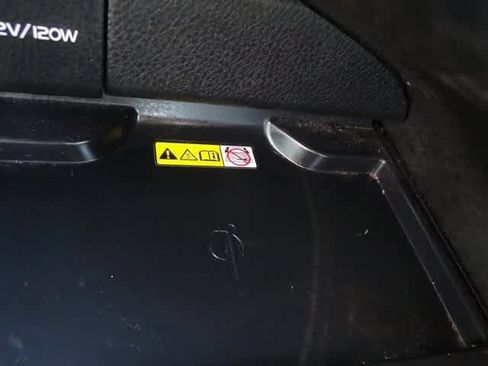 Used 2024 Toyota Camry XLE image 18