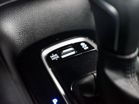 Used 2023 Toyota Corolla SE image 21