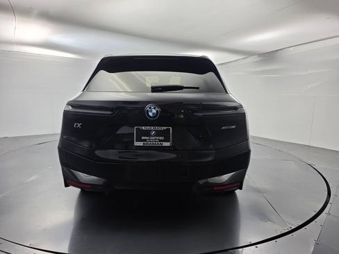 Used 2024 BMW iX xDrive50 w/ Sport Package AWD/4WD image 33