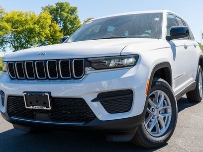 New 2025 Jeep Grand Cherokee Laredo X