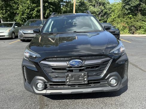 Used 2023 Subaru Outback Premium AWD/4WD image 18