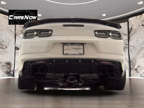 Used 2019 Chevrolet Camaro ZL1 RWD image 7