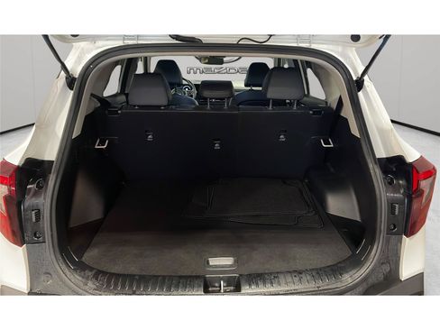 Used 2024 Kia Seltos EX FWD image 12