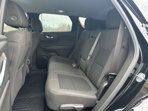 Used 2022 Chevrolet Blazer LT image 12