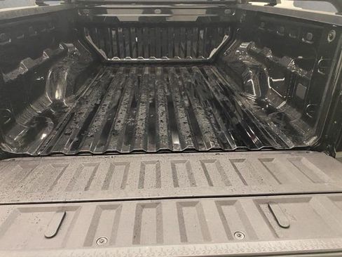 New 2026 Chevrolet Colorado Trail Boss w/ Midnight Edition AWD/4WD image 23