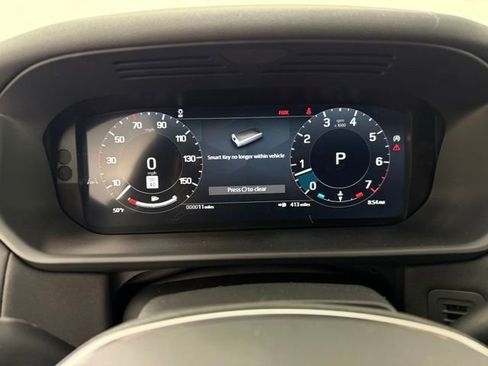 Certified 2025 Land Rover Discovery S image 20