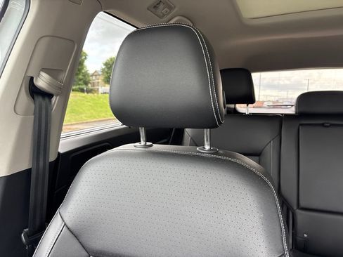Used 2023 Volkswagen Atlas SEL AWD/4WD image 22