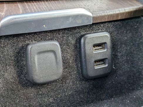 Used 2020 Cadillac Escalade Luxury image 26