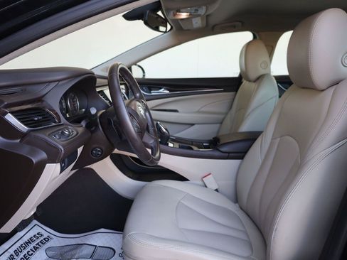 Used 2017 Buick LaCrosse Preferred FWD image 17