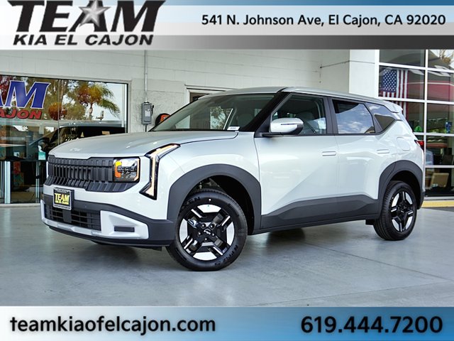 New 2027 Kia Seltos LX AWD/4WD image 2
